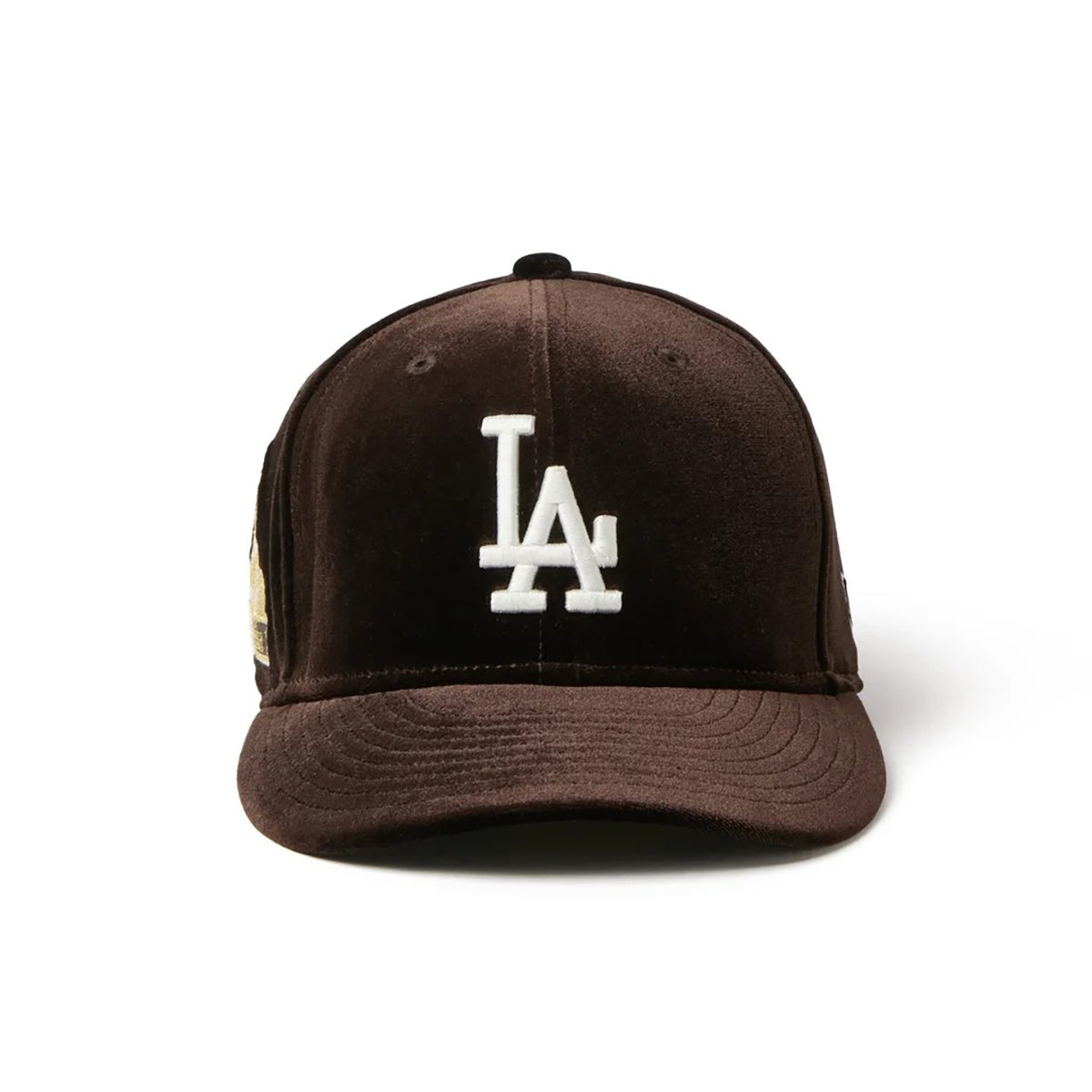 NEW ERA LOS ANGELES DODGERS VELVET PRE CURVED 59FIFTY ニューエラ ロサンゼルス ドジャース ベルベット プリカーブド 59FIFTY 15136905-108【メンズ キャップ 帽子 カーブドバイザー ベルベット 光沢 26FW】