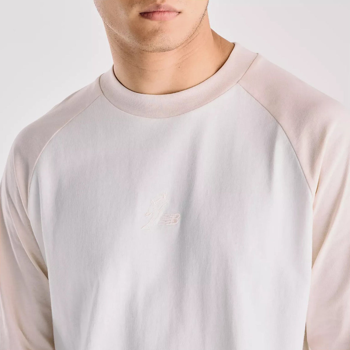 New Balance 大谷翔平 Signature Raglan Long Sleeve T-Shirt ニューバランス 大谷翔平 シグネチャーラグランロングスリーブTシャツ MT62L8VK【メンズ ロンT ロゴ刺繍 カジュアル デイリーユース 26FW】