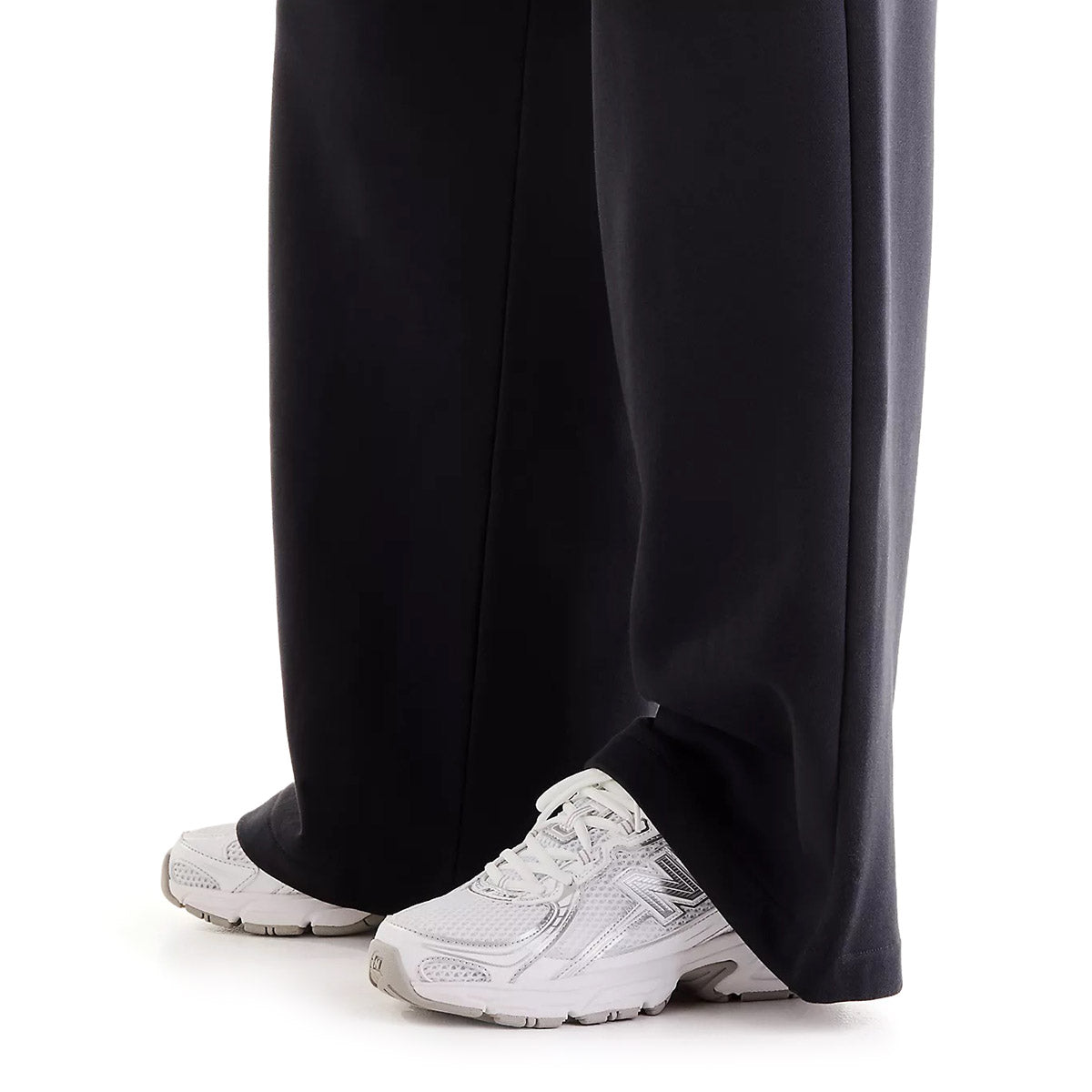 New Balance Klutch X NB Cotton Fleece Pant ニューバランス Klutch X NBコットンフリースパンツ WB61246H【レディース スウェットパンツ リラックスフィット ワイドレッグシルエット 刺繍ロゴ 26FW】