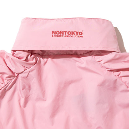 NON TOKYO 2WAY GATHER SHOULDER BLOUSON ノントーキョー 2WAY ギャザーショルダー ブルゾン NON-26A-0801【レディース アウター ライトシェル 2way 撥水加工 ロゴ 26FW】