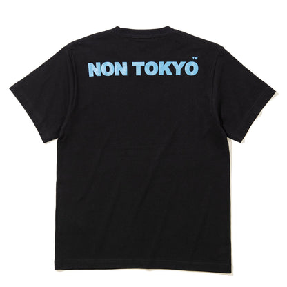 NON TOKYO PRINT T-SHIRT / DOC ノントーキョー プリントTシャツ / DOC NON-26A-SW8-006【レディース 半袖Tシャツ 前面プリント ディズニーコレクション 26FW】