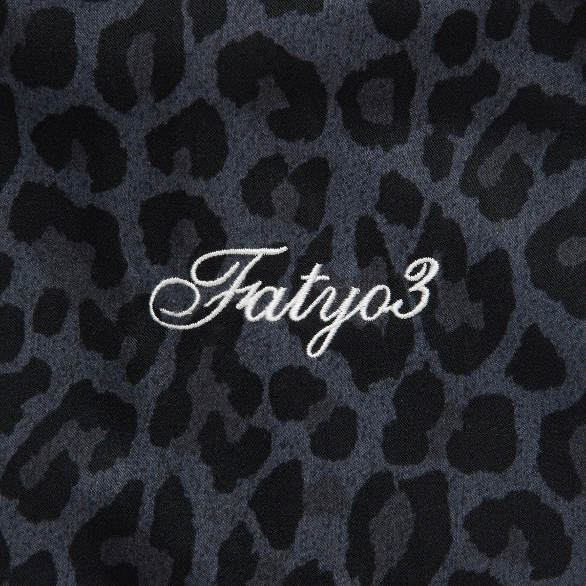 FAT CROPERD エフエイティー クロパード F32620-SH06【メンズ ワークシャツ サテンシャツ レオパード柄 リラックスシルエット 26FW】