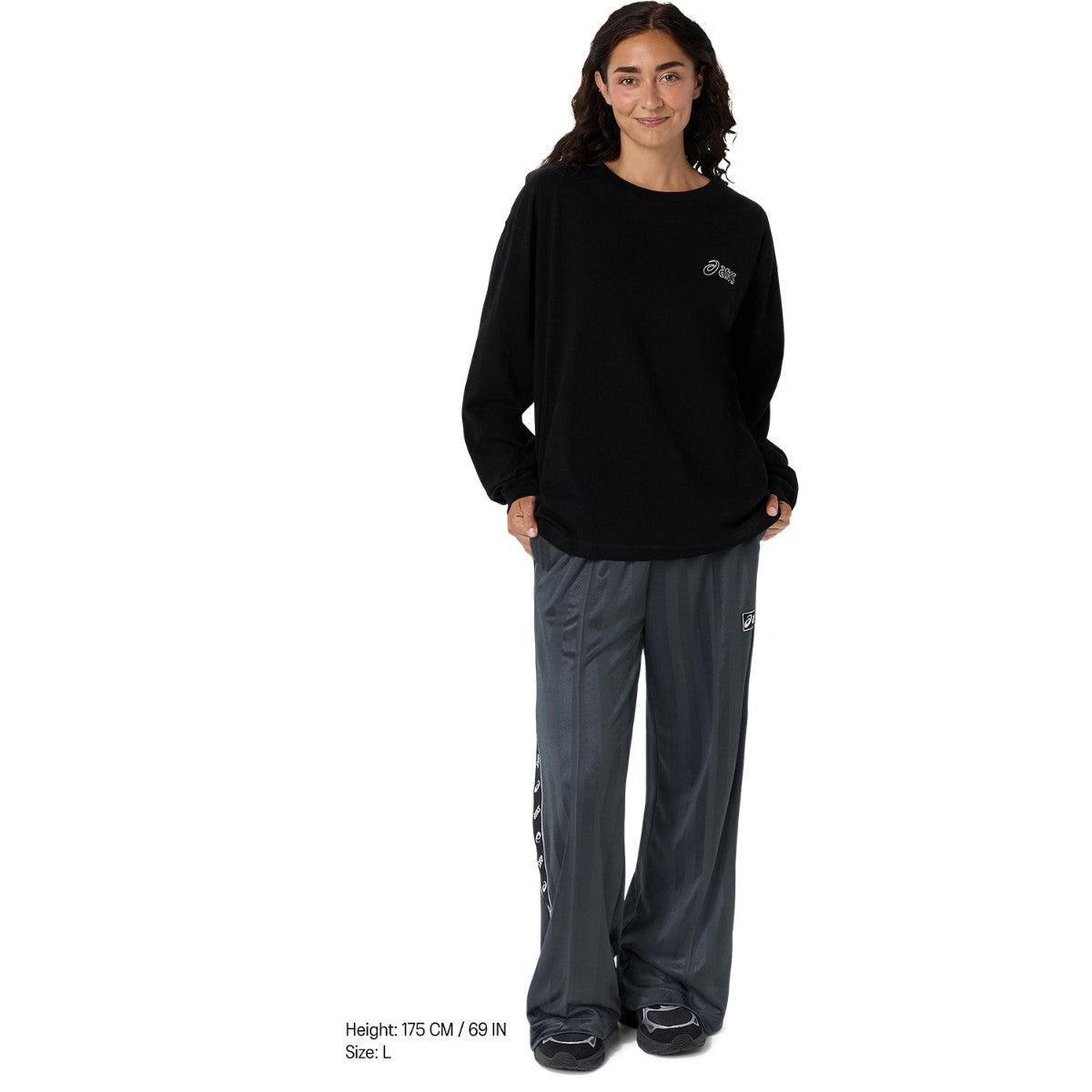 ASICS GRAPHIC LONG SLEEVE TEE アシックス グラフィック ロングスリーブ Tシャツ 2203A392【メンズ アーカイブデザイン レトログラフィック 長袖Tシャツ 26FW】