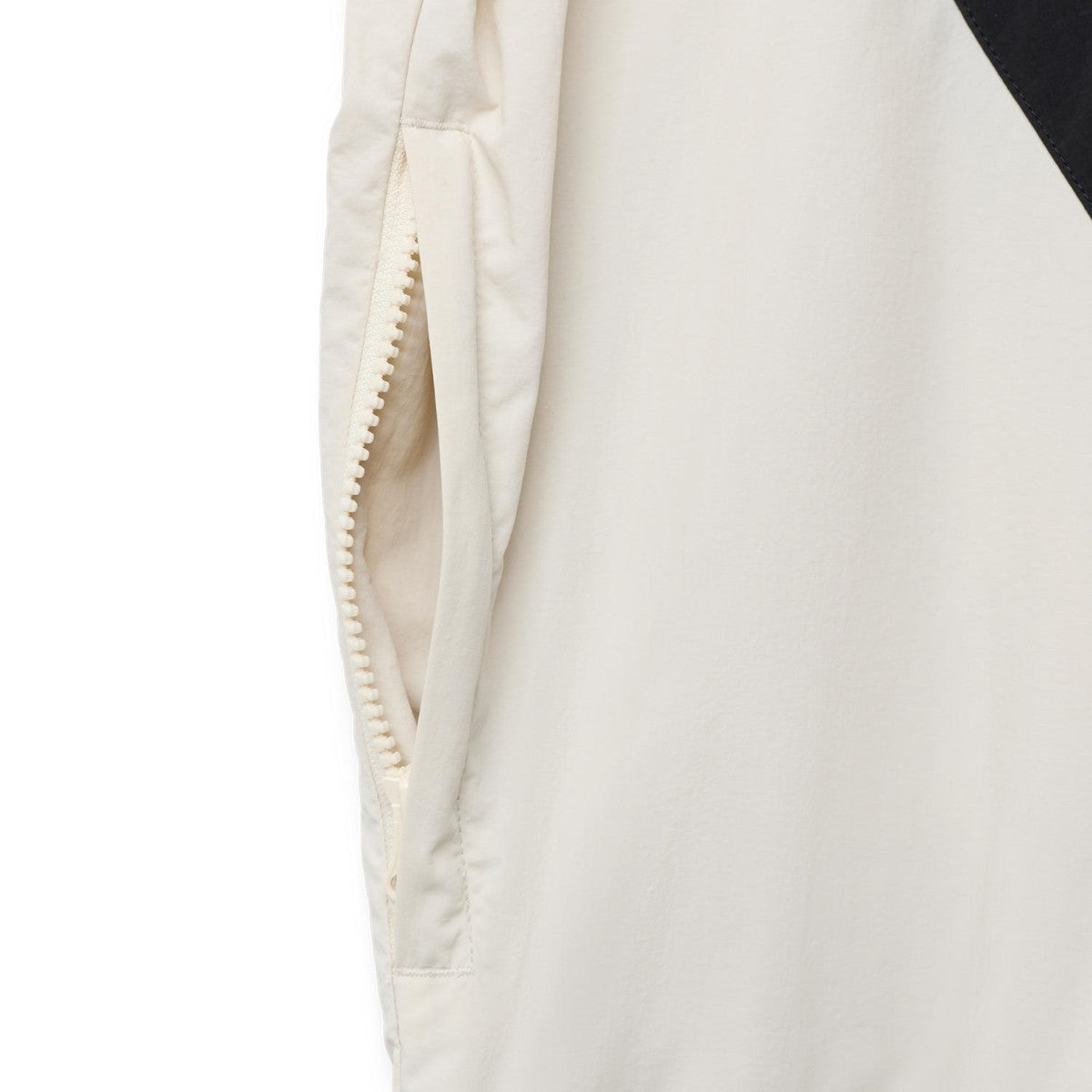 ASICS CLASSIC WOVEN TRACK JACKET アシックス クラシック ウーブン トラックジャケット 2203A393【メンズ ナイロンジャケット リラックスフィット はっ水加工 26FW】