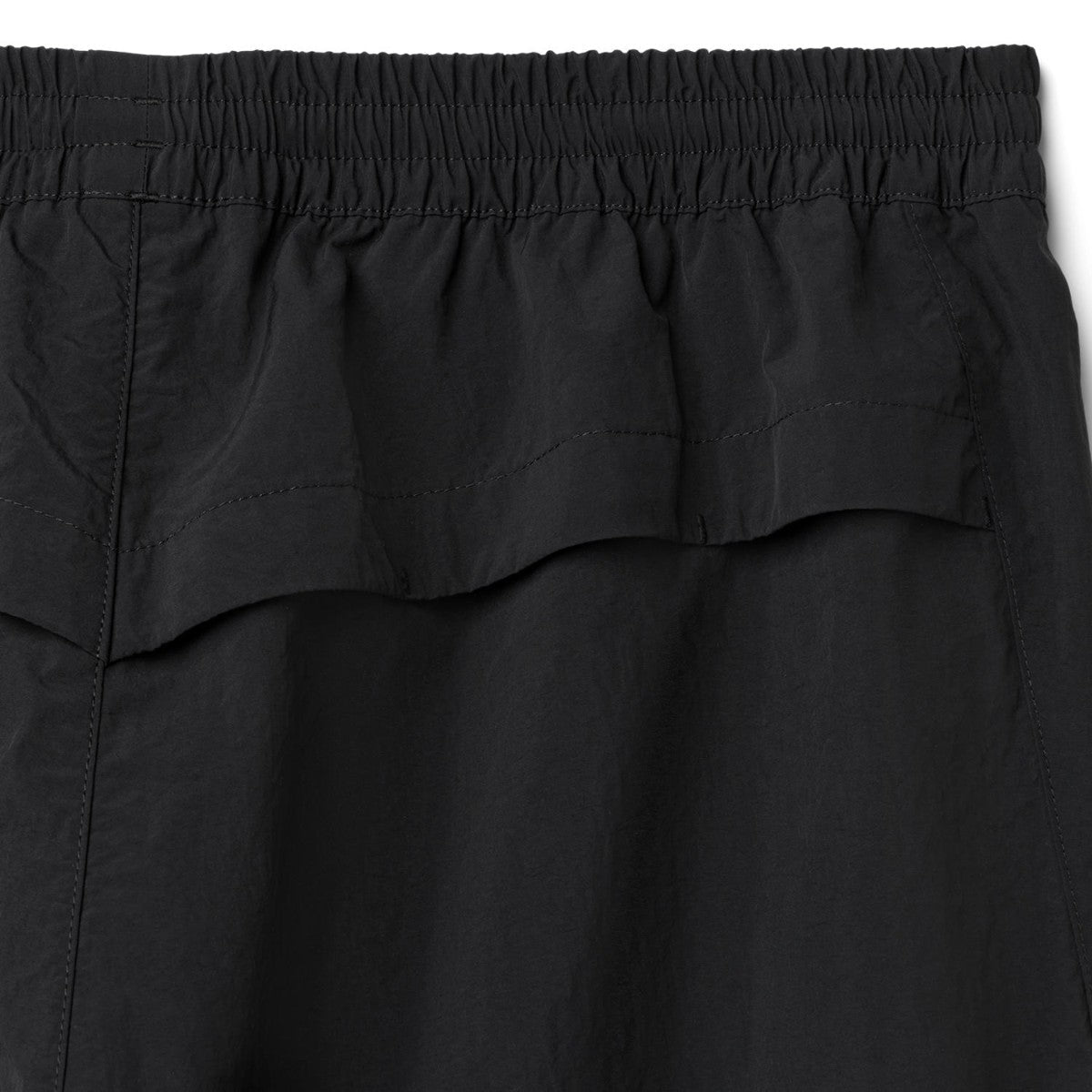 ASICS CLASSIC WOVEN TRACK PANT アシックス クラシック ウーブン トラックパンツ 2203A394【メンズ ナイロントラックパンツ ルーズフィット はっ水加工 ドローコード 26FW】