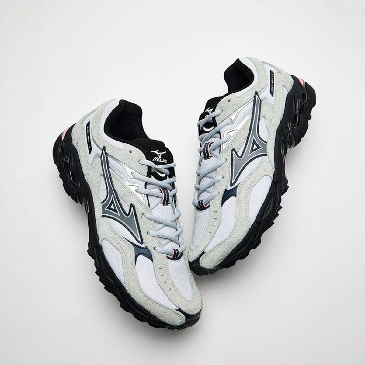 MIZUNO WAVE MG4 LS ミズノ ウェーブ エムジーフォー LS D1GA261B02【メンズ スニーカー ランニングシューズ クッション性 耐久性 快適 26FW】