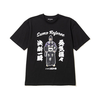 WAYP MUSIC 木村庄之助 Tee ウェイプ ミュージック キムラショウノスケ ティー 2-20016【メンズ 半袖Tシャツ 前面プリント グラフィック ストリート コラボ商品 26FW】