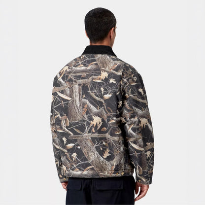 Carhartt WIP OG Detroit Jacket カーハートワークインプログレス オージー デトロイト ジャケット I0356143X86026FW【メンズ ルーズフィット チョークウォッシュ加工 ジップポケット 保温性 26FW】