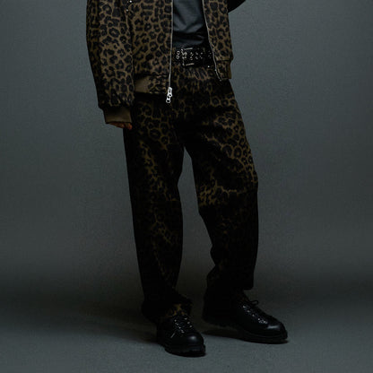 OBEY STUDDED BOXCAR STRAIGHT LEG DENIM オベイ スタッズド ボックスカー ストレートレッグ デニム 142010121【メンズ ボタンフライ 5ポケットデニム バックポケットラベル 26FW】
