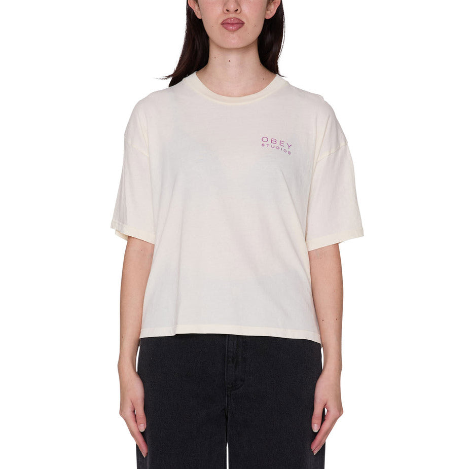OBEY FLORES ROW T-SHIRT オベイ フローレス ロウ Tシャツ 268072745【レディース 半袖Tシャツ バックプリント 花柄 レギュラーフィット 26FW】