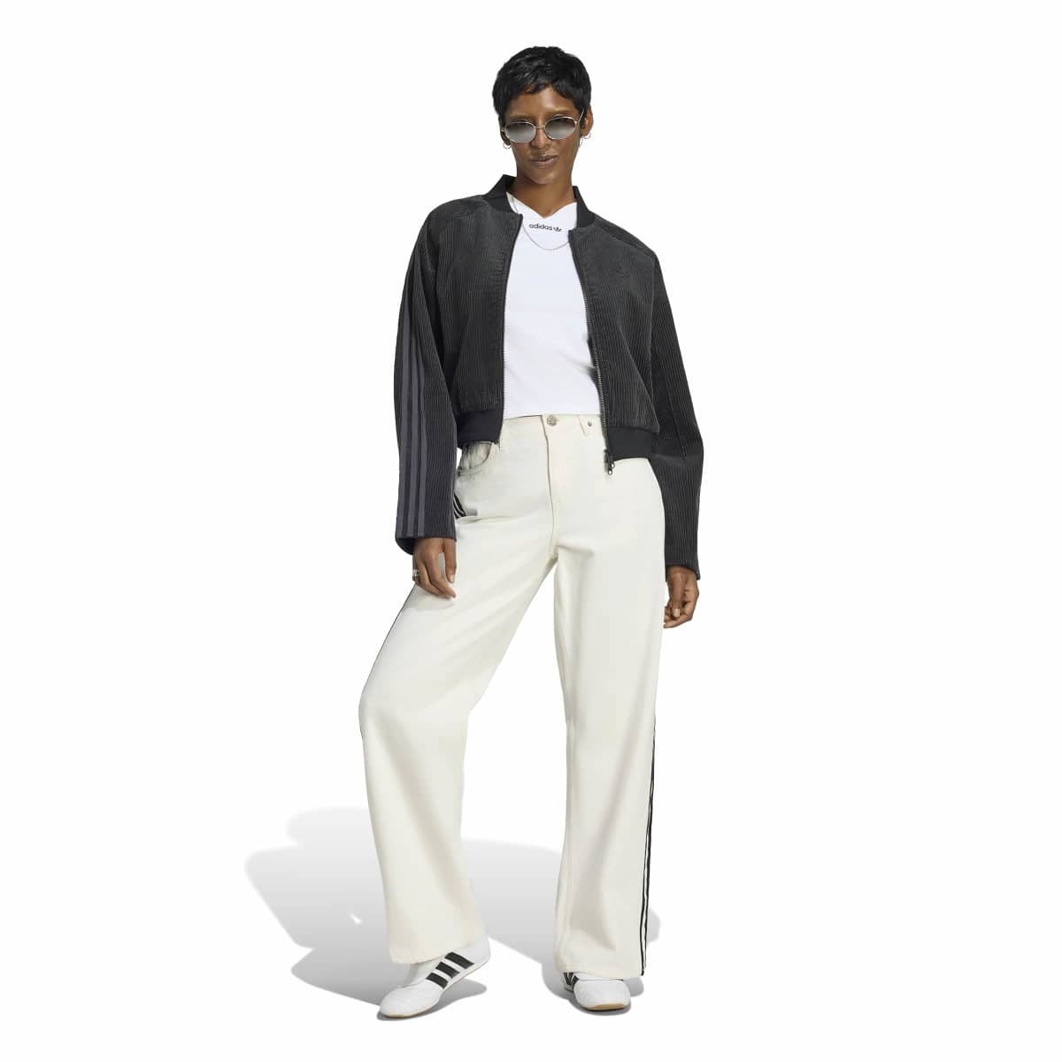 adidas Originals CORDUROY SST TRACK TOP アディダスオリジナルス コーデュロイ SST トラックトップ VW873-KQ6434【レディース トラックジャケット ショート丈 コーデュロイ カジュアル デイリーユース 26FW】