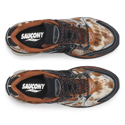 Saucony PROGRID TRIUMPH 4 SPACE COWBOY サッカニー プログリッド トライアンフ 4 スペース カウボーイ S101200-1002-SILVER-GLOVE【メンズ スニーカー ランニングシューズ 機能性 デイリーユース   26FW】