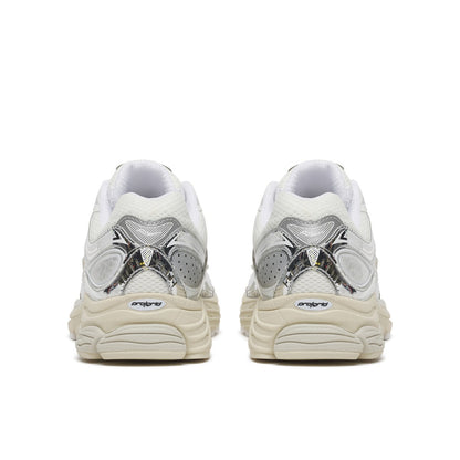 Saucony PROGRID OMNI 9 サッカニー プログリッド オムニ9 S101245-1004-WHITE-EGG【メンズ スニーカー ランニングシューズ ダッドシューズ テック系 26FW】