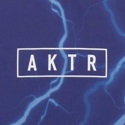 AKTR THUNDERBOLT AKTR LOGO SP TEE アクター サンダーボルト AKTRロゴ エスピー ティー 226-015005【メンズ 半袖 Tシャツ スポーツウェア 軽量 メッシュ 通気性 オリジナル生地 26FW】