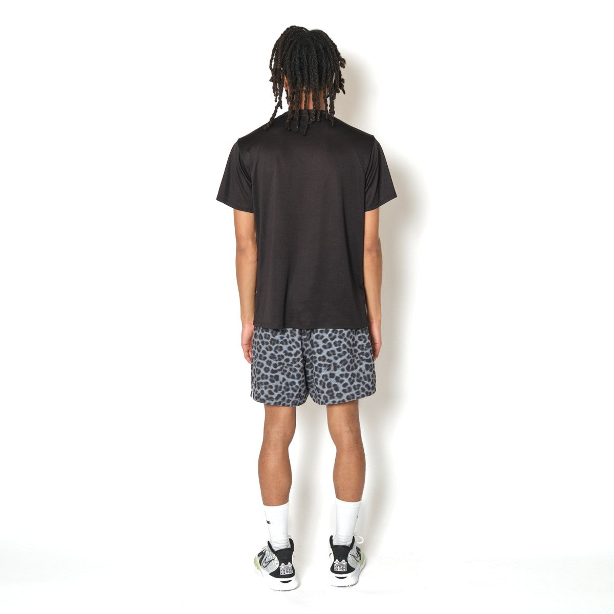AKTR F.A. LEOPARD WIDE 5.5″ SHORTS アクター エフエー レオパード ワイド 5.5インチ ショーツ 226-023002【メンズ ショートパンツ 短パン ワイドシルエット バスケットボール ストレッチ性 26FW】
