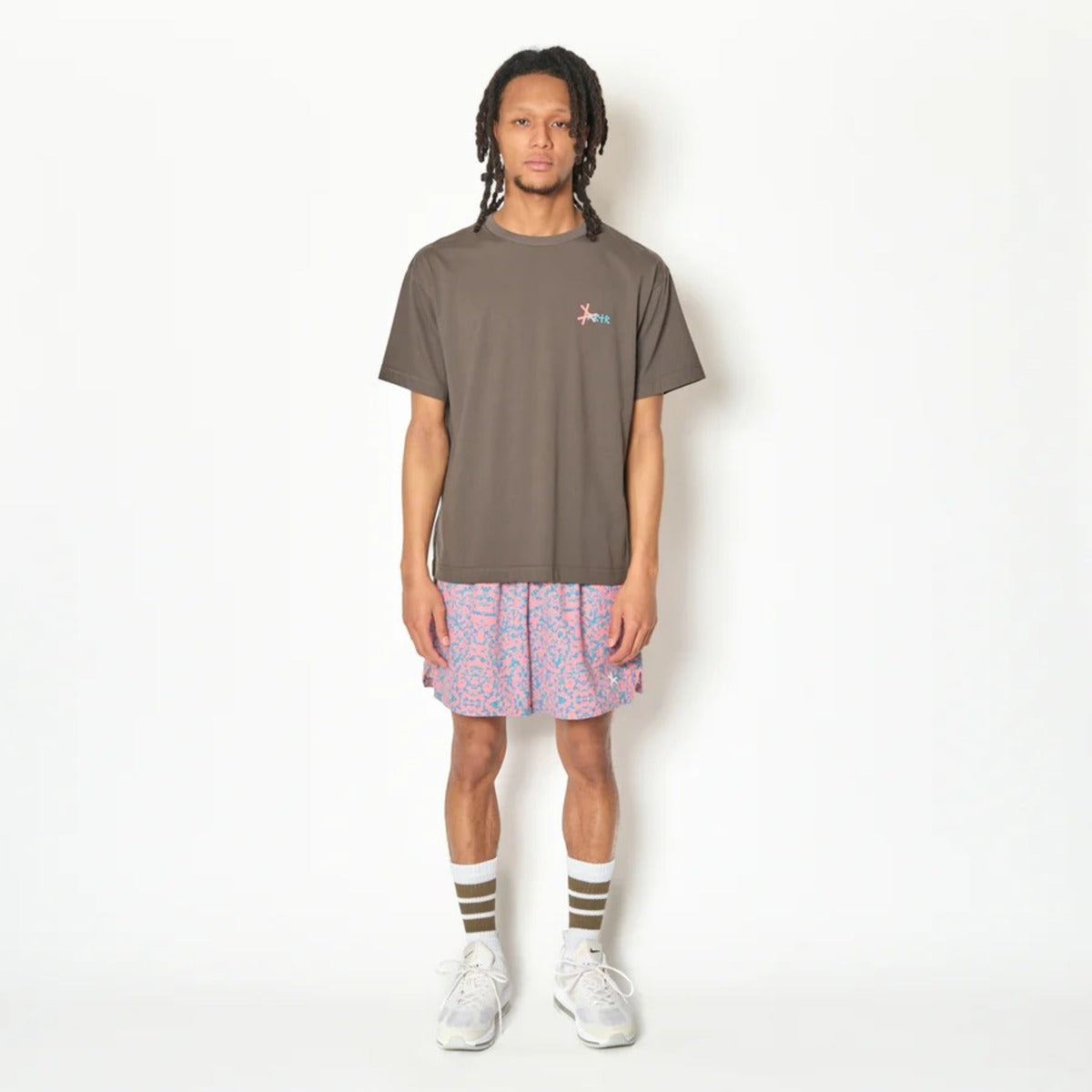 AKTR TIDELINE PHOTO T/C LOOSE TEE (CH) アクター タイドライン フォト T/C ルーズTシャツ 226-043005【メンズ 半袖 グラフィック ストリート デイリーユース 26FW】