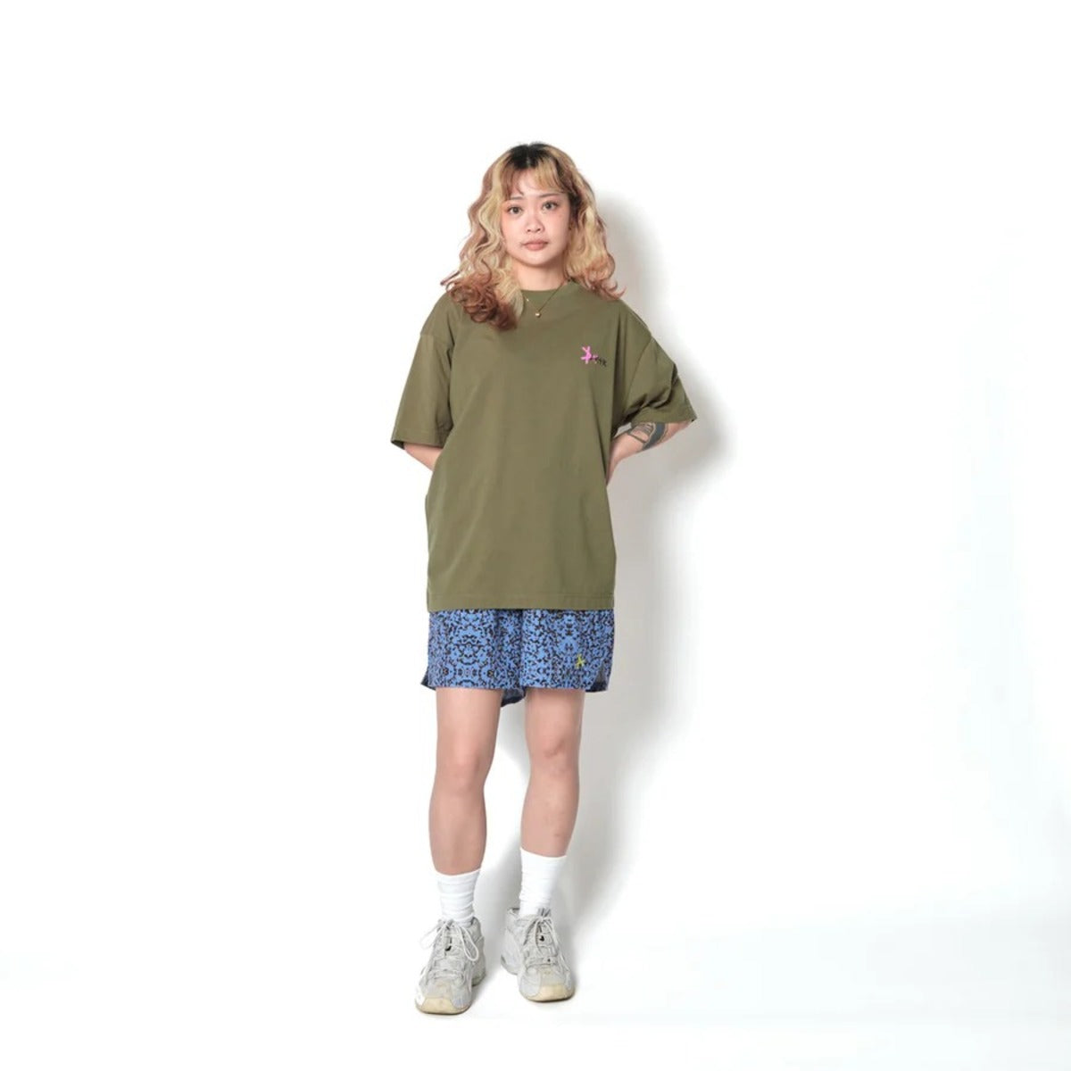 AKTR TIDELINE PHOTO T/C LOOSE TEE (OL) アクター タイドライン フォト T/C ルーズTシャツ 226-043005【メンズ 半袖 グラフィック ストリート デイリーユース 26FW】