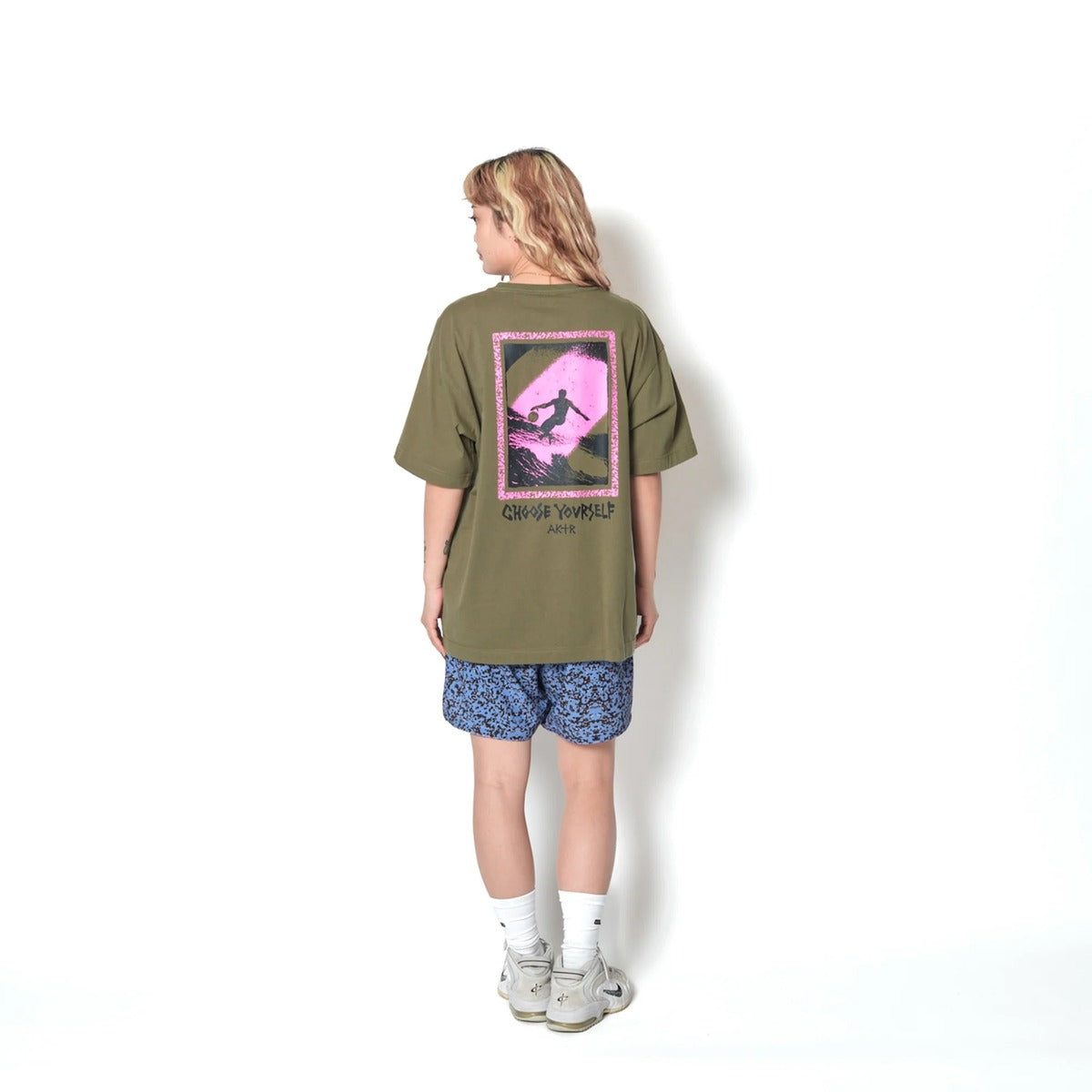 AKTR TIDELINE PHOTO T/C LOOSE TEE (OL) アクター タイドライン フォト T/C ルーズTシャツ 226-043005【メンズ 半袖 グラフィック ストリート デイリーユース 26FW】