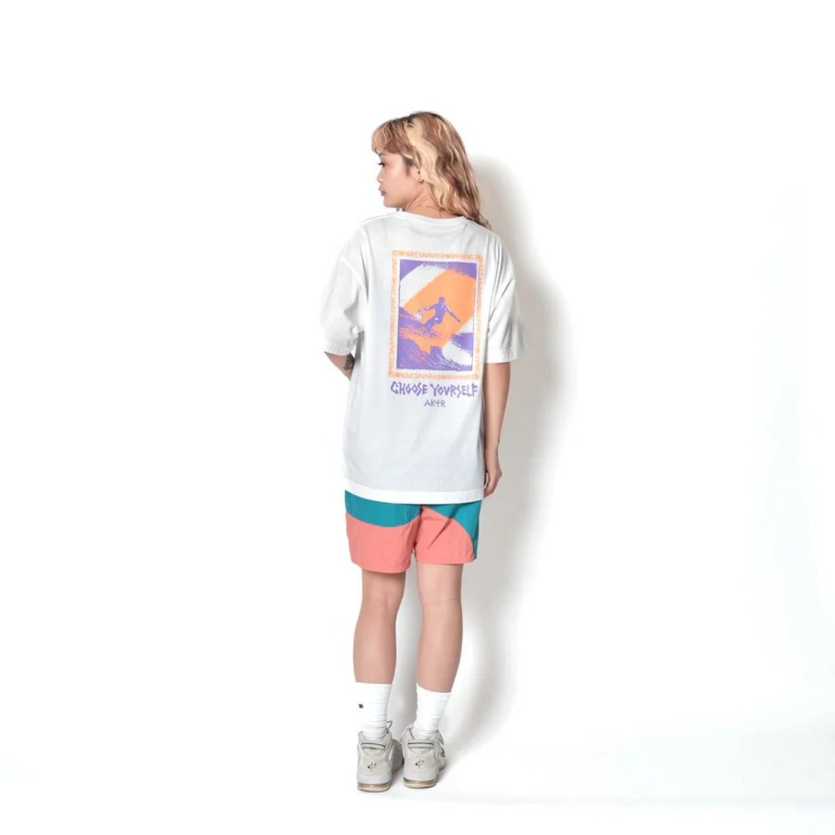 AKTR TIDELINE PHOTO T/C LOOSE TEE (WH) アクター タイドライン フォト T/C ルーズTシャツ 226-043005【メンズ 半袖 グラフィック ストリート デイリーユース 26FW】
