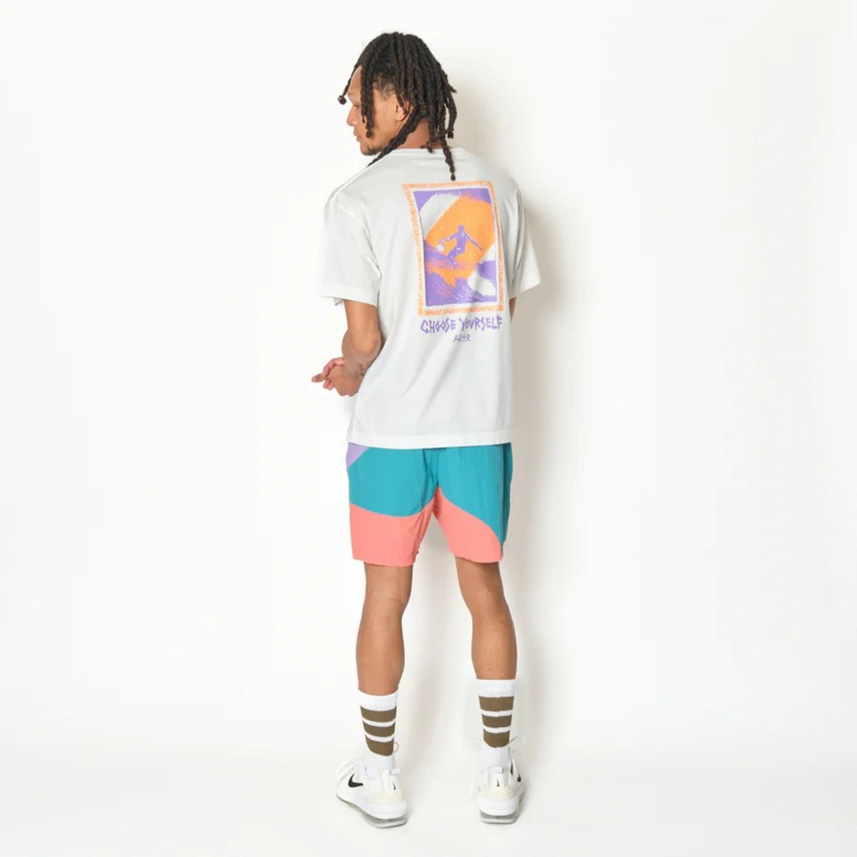 AKTR TIDELINE PHOTO T/C LOOSE TEE (WH) アクター タイドライン フォト T/C ルーズTシャツ 226-043005【メンズ 半袖 グラフィック ストリート デイリーユース 26FW】