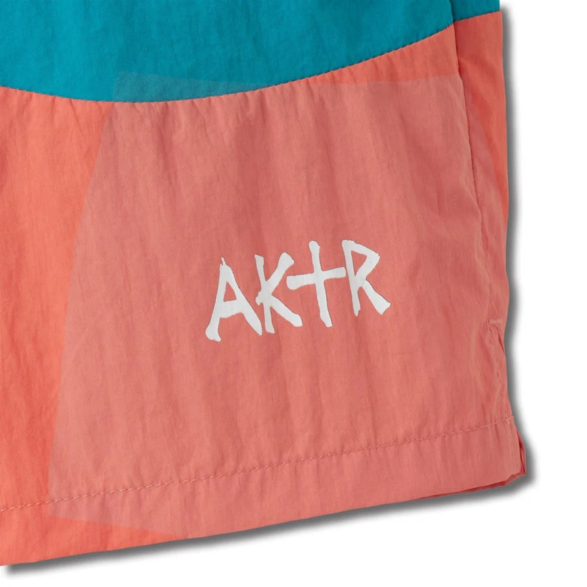 AKTR TIDELINE WAVE NYLON WIDE 5.5″ SHORTS (TL) アクター タイドライン ウェーブ ナイロン ワイド 5.5インチ ショーツ 226-046002【メンズ ショートパンツ 短パン ナイロンパンツ ワイドシルエット 26FW】