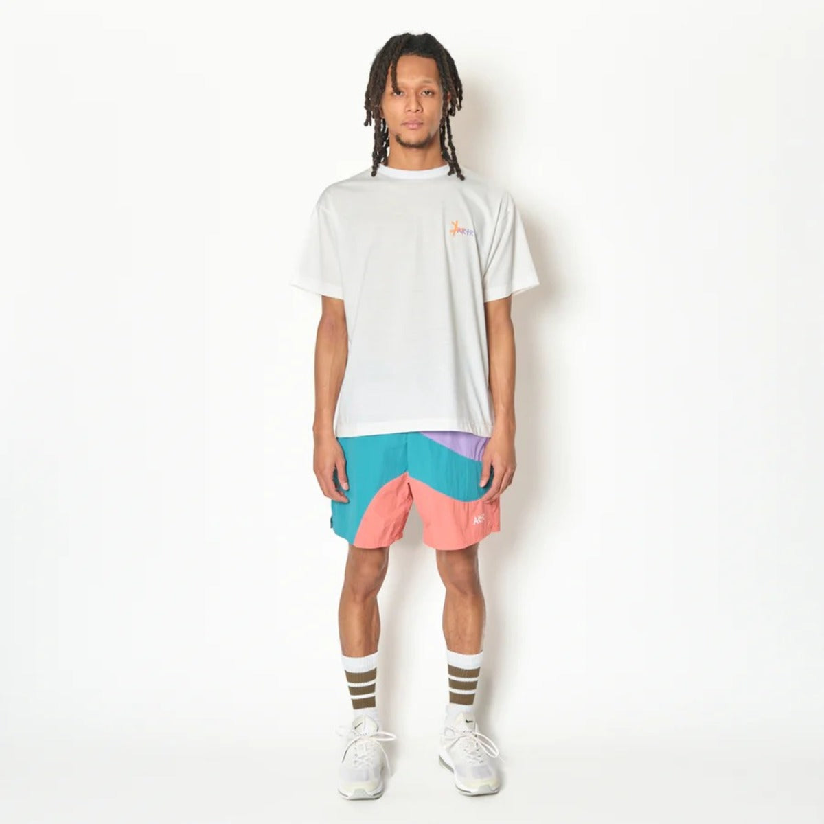 AKTR TIDELINE WAVE NYLON WIDE 5.5″ SHORTS (TL) アクター タイドライン ウェーブ ナイロン ワイド 5.5インチ ショーツ 226-046002【メンズ ショートパンツ 短パン ナイロンパンツ ワイドシルエット 26FW】