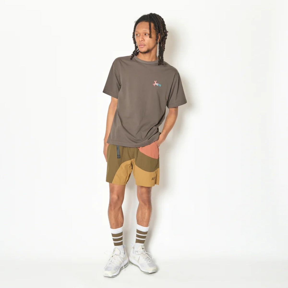 AKTR TIDELINE WAVE NYLON WIDE 5.5″ SHORTS (OL) アクター タイドライン ウェーブ ナイロン ワイド 5.5インチ ショーツ 226-046002【メンズ ショートパンツ 短パン ナイロンパンツ ワイドシルエット 26FW】