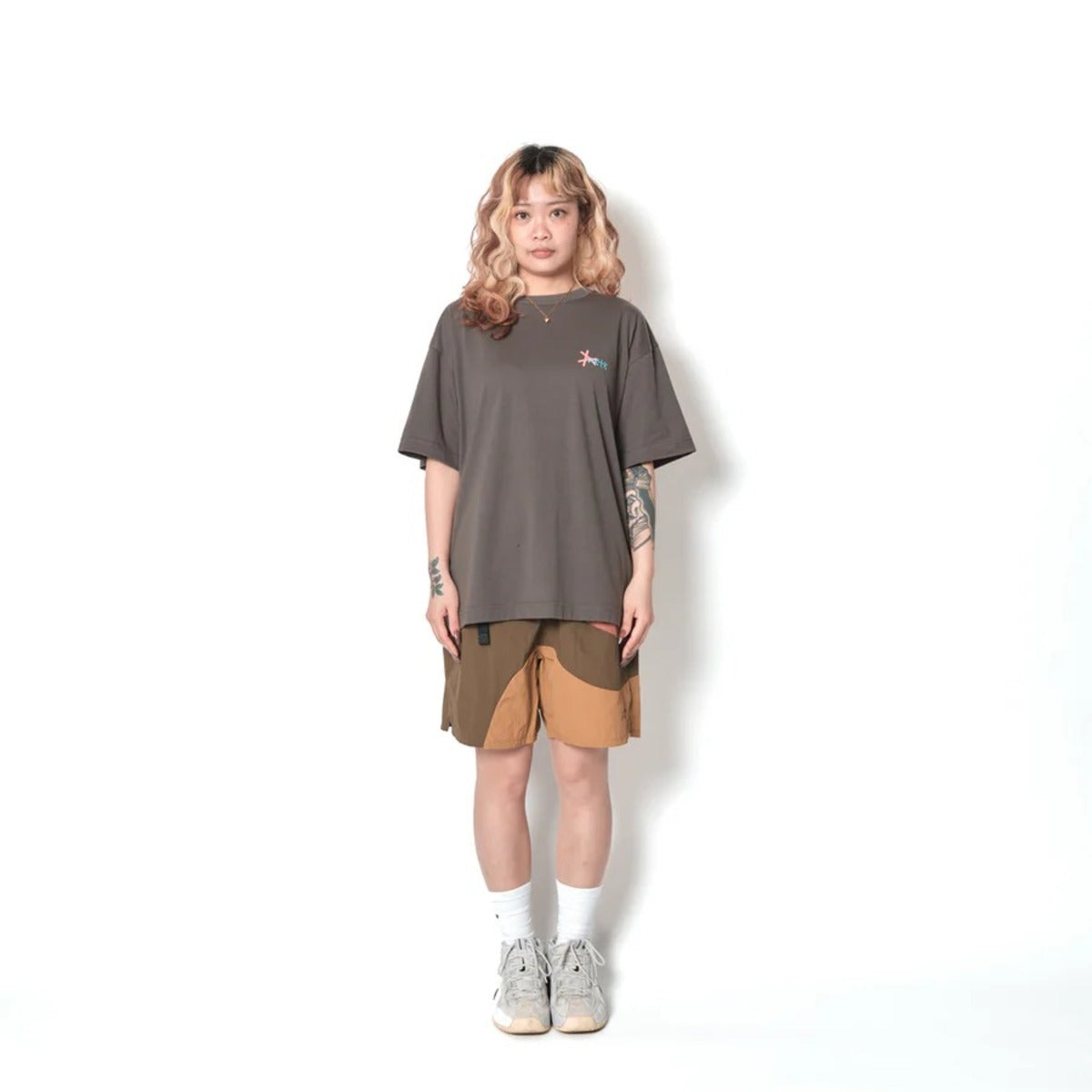 AKTR TIDELINE WAVE NYLON WIDE 5.5″ SHORTS (OL) アクター タイドライン ウェーブ ナイロン ワイド 5.5インチ ショーツ 226-046002【メンズ ショートパンツ 短パン ナイロンパンツ ワイドシルエット 26FW】