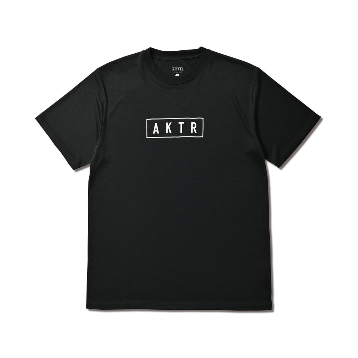 AKTR BASIC AKTR LOGO SPORTS TEE アクター ベーシック アクター ロゴ スポーツ ティー 524-009005【メンズ 半袖Tシャツ ベーシックデザイン ロゴプリント シンプルデザイン スポーツウェア 26FW】