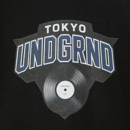 APPLEBUM Tokyo Undgrnd T-Shirt アップルバム トーキョー アンダーグラウンド Tシャツ HS2611103【メンズ 半袖Tシャツ 天竺生地 ストリート カルチャー モノトーン 26SS】