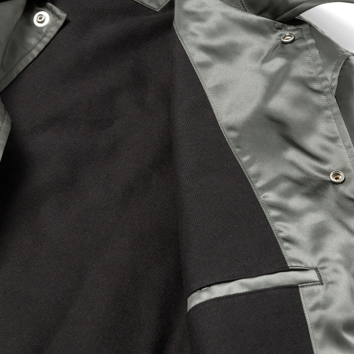 Sandinista Head Coach Jacket サンディニスタ ヘッドコーチジャケット 60426WA01-OW【メンズ 撥水ナイロン ナイロンツイル コーチジャケット 中綿ジャケット 26FW】