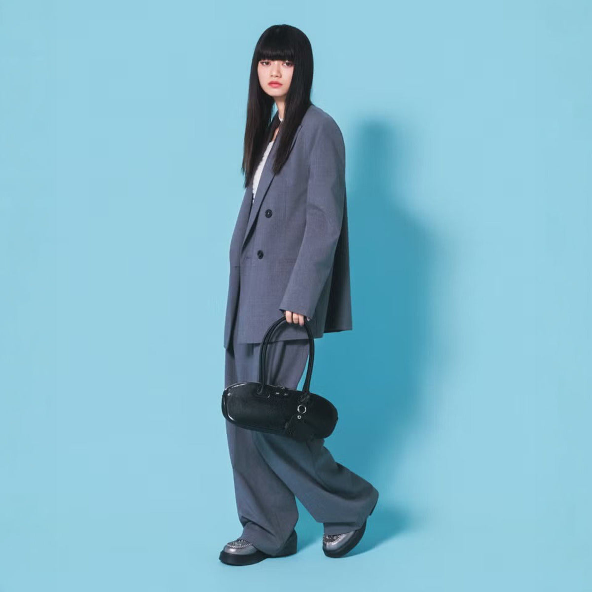 Casselini Round Charm Bag キャセリーニ ラウンド チャーム バッグ 262-110510【レディース ラウンドボストンバッグ ハンドバッグ 大容量 チャーム付き 26FW】