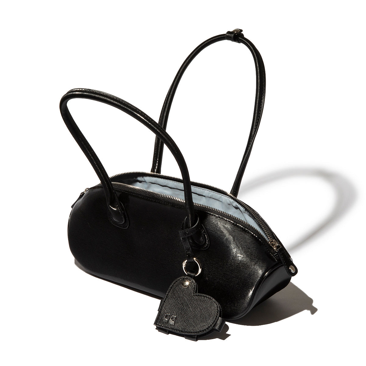 Casselini Round Charm Bag キャセリーニ ラウンド チャーム バッグ 262-110510【レディース ラウンドボストンバッグ ハンドバッグ 大容量 チャーム付き 26FW】