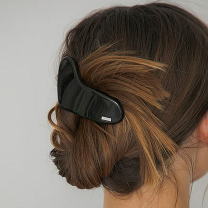 LAPUIS Plump Heart Barrette L ラピュイ プランプ ハート バレッタ L 262-220128【レディース バレッタ 日本製 26FW】