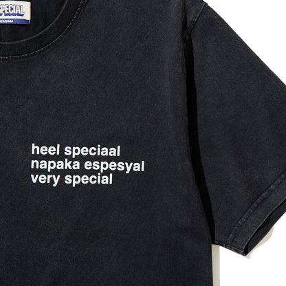 VERY SPECIAL Tranlsate T-shirt ベリースペシャル トランスレート Tシャツ VS26AW00200【メンズ 半袖Tシャツ ピグメントダイ グラフィックデザイン ヴィンテージ感 26FW】