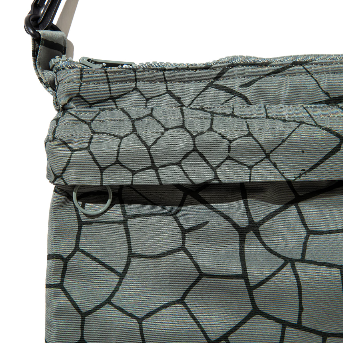 VERY SPECIAL GASIUS VSPESH 2.0 BAG ベリースペシャル ガシアス ブイスペッシュ 2.0 バッグ VS26SS021【メンズ ミニショルダーバッグ ショルダーバッグ クロスボディバッグ アートデザイン 26FW】