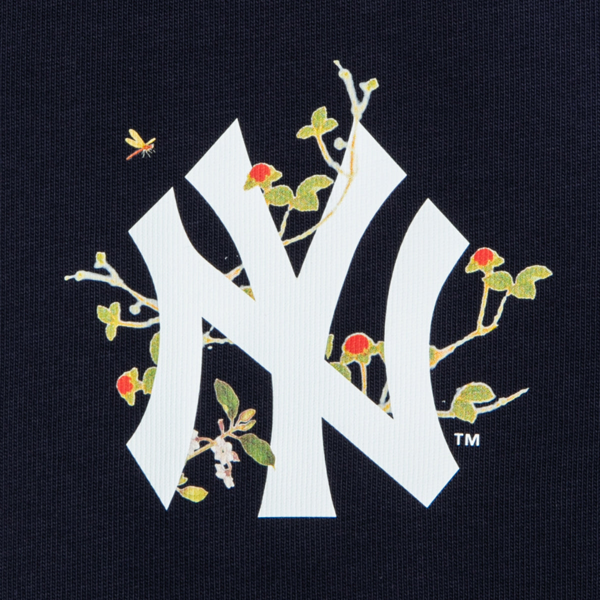APPLEBUM “NY Yankees” Leaf Logo T-shirt アップルバム ニューヨーク・ヤンキース リーフロゴ Tシャツ ML2621101Y【メンズ 半袖Tシャツ グラフィックTシャツ プリントTシャツ カットソー クルーネック 26FW】