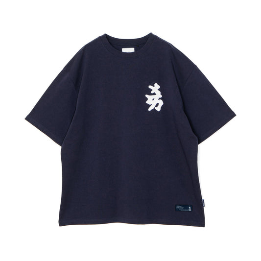 APPLEBUM “NY Yankees” Dynasty Logo T-shirt アップルバム NYヤンキース ダイナスティロゴ Tシャツ ML2621104Y【メンズ 半袖Tシャツ グラフィックTシャツ プリントTシャツ カットソー クルーネック 26FW】