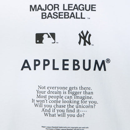 APPLEBUM “YANKEES GIRL” T-shirt アップルバム ヤンキース ガール Tシャツ ML2621109Y【メンズ 半袖Tシャツ グラフィックTシャツ プリントTシャツ カットソー クルーネック 26FW】