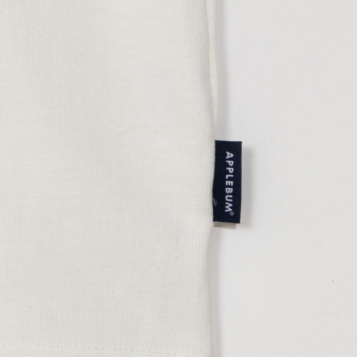 APPLEBUM ”THE SCIENCE OF THE BREAKS” L/S T-SHIRT アップルバム ザ サイエンス オブ ザ ブレイクス ロングスリーブ Tシャツ EA2621110【メンズ グラフィックTシャツ ロングスリーブTシャツ ビートメイキング サンプリングカルチャー 26FW】
