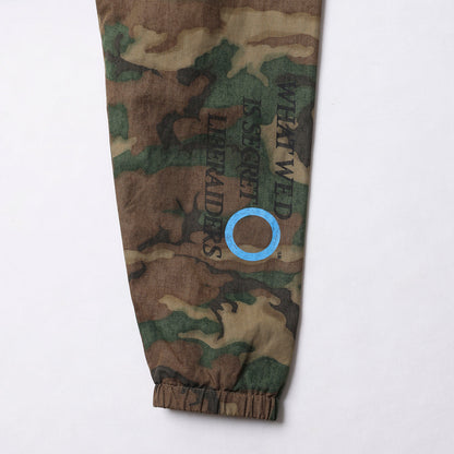 Liberaiders HANDWRITING CAMO COACH JACKET リベレイダース ハンドライティング カモ コーチ ジャケット 730142603【メンズ コーチジャケット 迷彩柄 グラフィック ヴィンテージ風 26FW】
