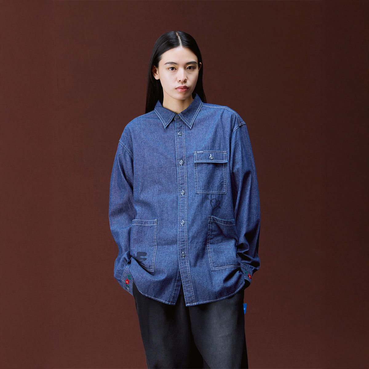 Liberaiders HIPPIE CHAMBRAY SHIRT リベレイダース ヒッピー シャンブレー シャツ 731022603【メンズ デニムシャツ 花柄刺繍 ヴィンテージ 羽織り 26FW】