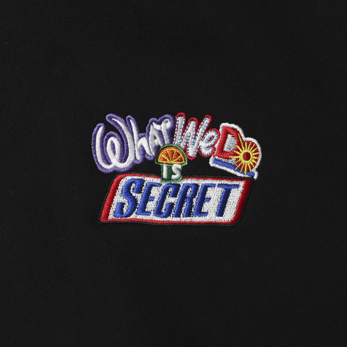 Liberaiders EMBROIDERY HOODIE リベレイダース エンブロイダリー フーディ 733012603【メンズ 裏起毛フーディ パーカー グラフィック 刺繍 オーバーサイズ 26FW】