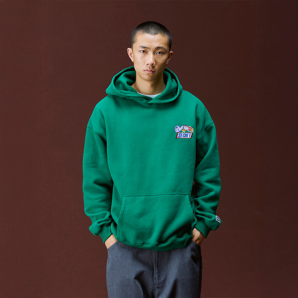 Liberaiders EMBROIDERY HOODIE リベレイダース エンブロイダリー フーディ 733012603【メンズ 裏起毛フーディ パーカー グラフィック 刺繍 オーバーサイズ 26FW】