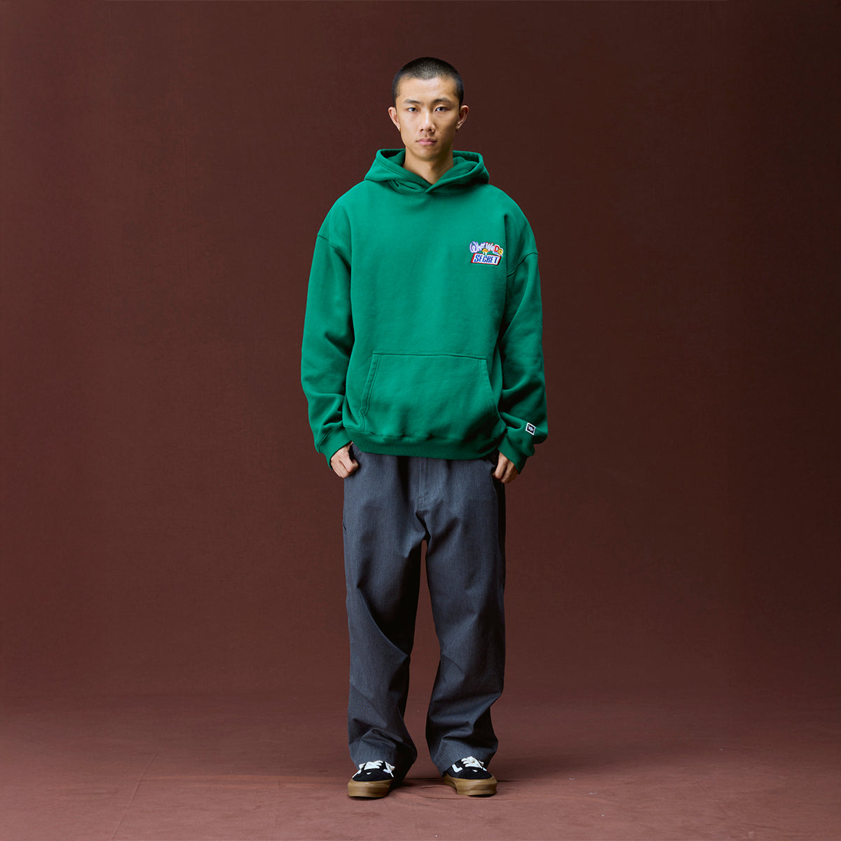 Liberaiders EMBROIDERY HOODIE リベレイダース エンブロイダリー フーディ 733012603【メンズ 裏起毛フーディ パーカー グラフィック 刺繍 オーバーサイズ 26FW】