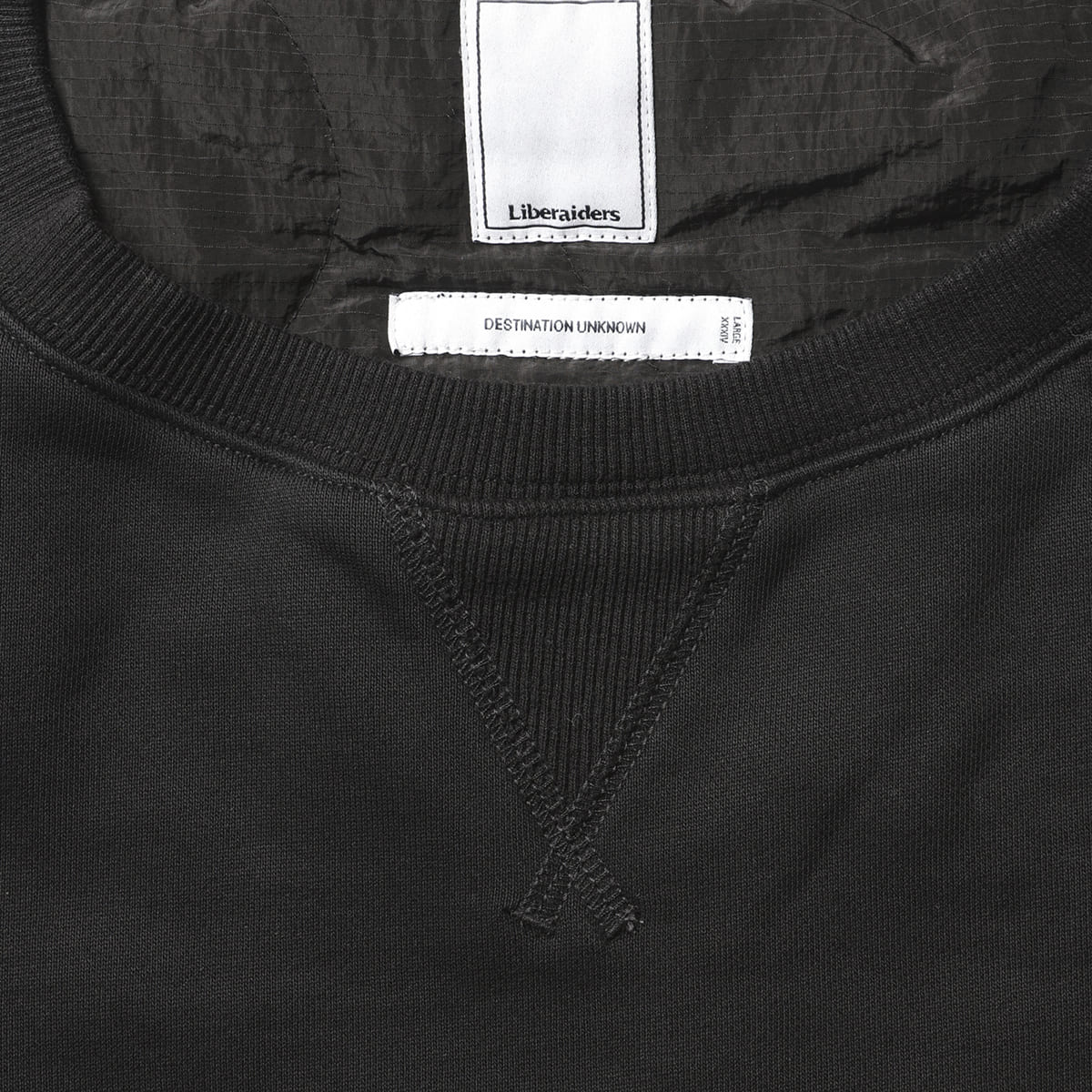 Liberaiders COTTON FLEECE QUILTED CREWNECK リベレイダース コットン フリース キルテッド クルーネック 733082603【メンズ クルーネック 保温性 防寒性 裏起毛 デイリーユース 26FW】