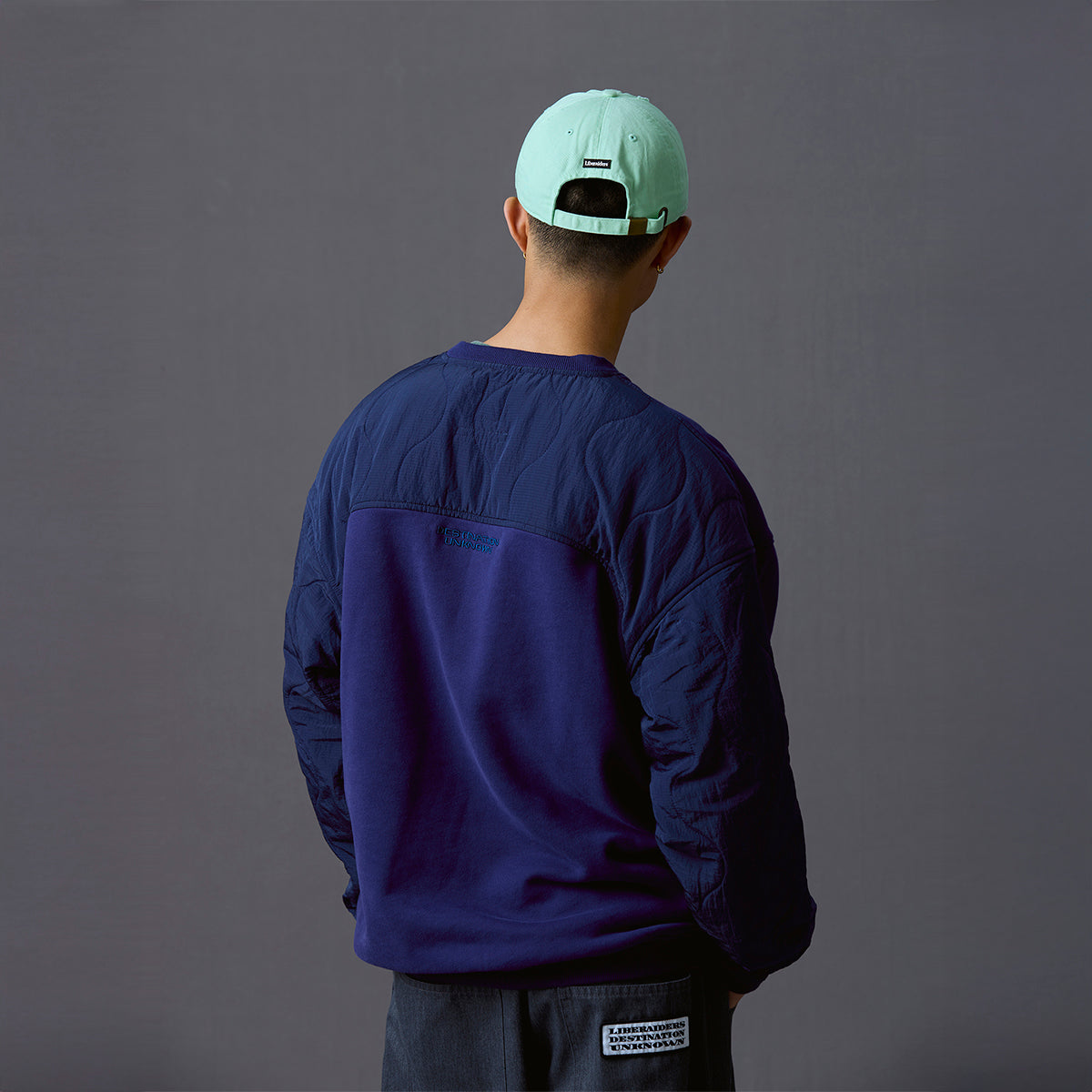 Liberaiders COTTON FLEECE QUILTED CREWNECK リベレイダース コットン フリース キルテッド クルーネック 733082603【メンズ クルーネック 保温性 防寒性 裏起毛 デイリーユース 26FW】