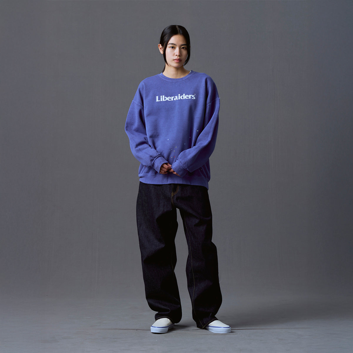 Liberaiders PAINT SPLATTER CREWNECK リベレイダース ペイント スプラッター クルーネック 733172603【メンズ トレーナー 裏起毛 ペンキ加工 ビンテージ感 26FW】