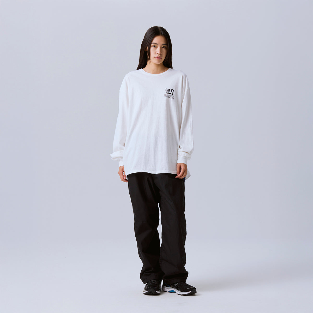 Liberaiders OS LOGO L/S TEE  リベレイダース オーバーサイズ ロゴ ロングスリーブTシャツ 735052603【メンズ 長袖Tシャツ ロンT グラフィック 天竺生地 フロスト加工 26FW】