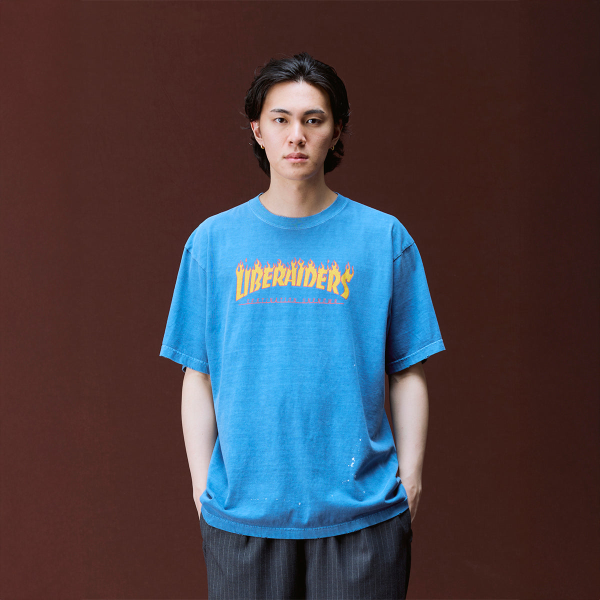Liberaiders FLAME LOGO TEE リベレイダース フレーム ロゴ ティー 736112603【メンズ 半袖Tシャツ 前面プリント ロゴ ビンテージ加工 26FW】